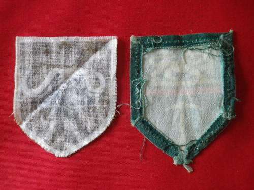 RHODESIAN ARMY + 3 BDE.  - PRINTED SHOULDER PATCHES X 2  (6055)