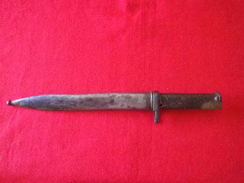 GERMAN ARMY - WW1  ERSATZ BAYONET + SCABBARD FOR MAUSER RIFLE - BLADE LENGTH 24.8CM   (4882)