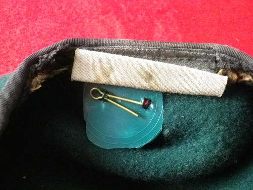 ZIMBABWE NATIONAL ARMY EARLY BERET, AS WORN BY EX RHODESIAN - RIM 53CM / 21`    (7996)