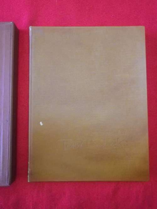 RHODESIA - `SHADOWS OF WAR` BY PETER BADCOCK - SIGNED - 1978 - IN SLIP CASE - RARE - SEE BELOW(8101)