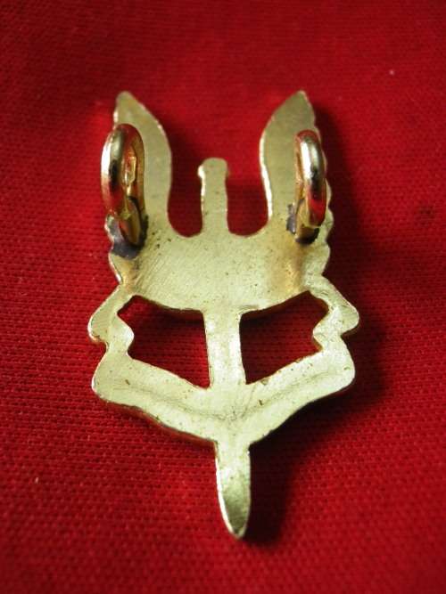 RHODESIA - SAS   OR`S BI COLOURED  ANODISED BERET BADGE      (8176)