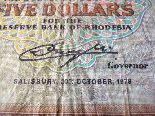 RHODESIAN $5 + $10 NOTE - CONDITION AS SEEN - DATED 20/10/1978 AND 15/3/1976         (8186)