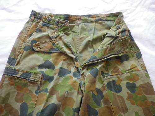 AUSTRALIAN ARMY `BUNNY EARS` PATTERN JUNGLE CAMMO SHIRT + TROUSERS     (4125)