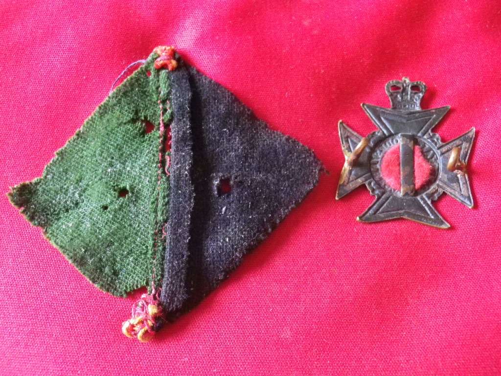 ROYAL RHODESIA REGIMENT - BRASS QC  CAP BADGE + 1 BN BACKING - FREYED / HOLES   (8241)