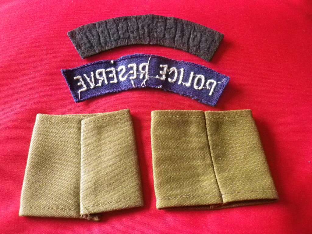 RHODESIA BSAP - RESERVISTS SLIP ONS + SHOULDER TITLES    (8252)