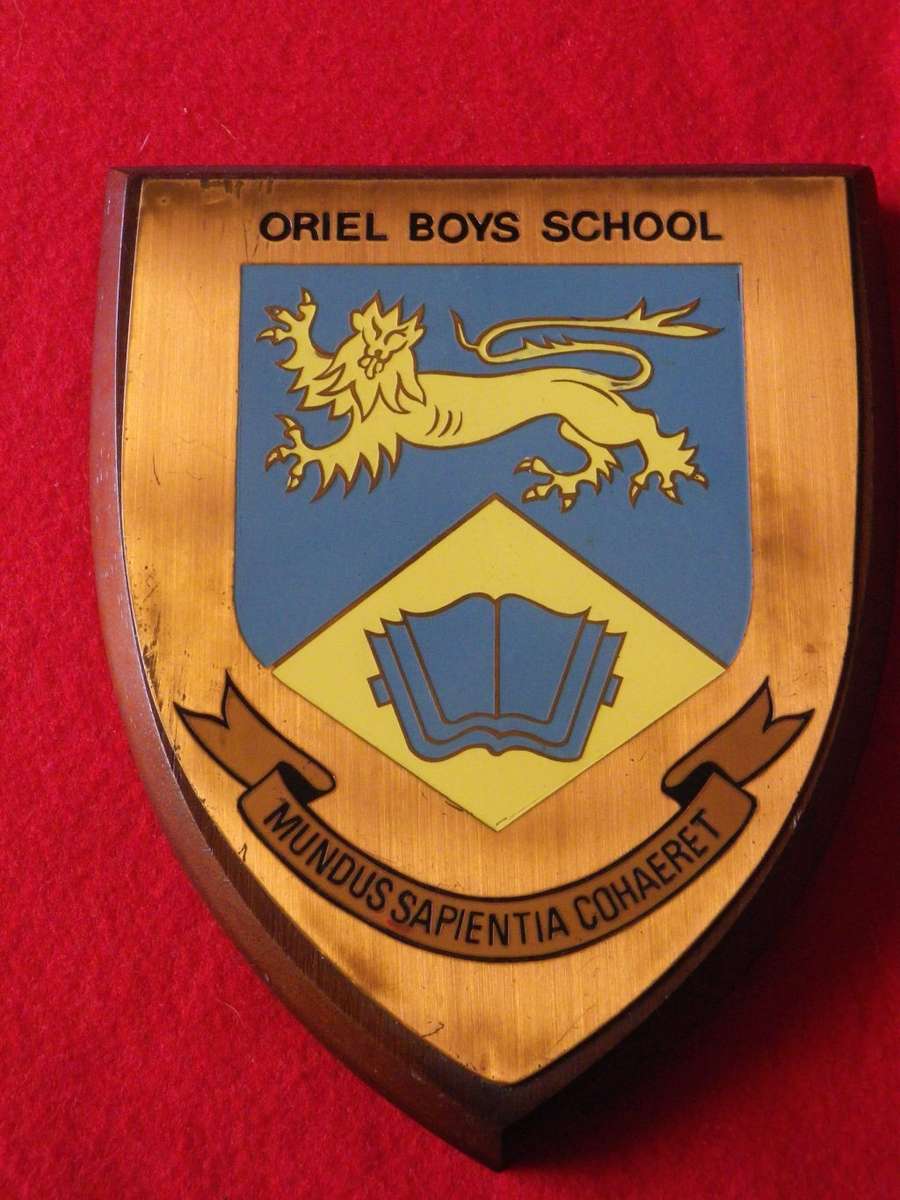 RHODESIA - ORIEL BOYS SCHOOL PLAQUE - MADE HT ENTERPRISES, SALISBURY           (8250)