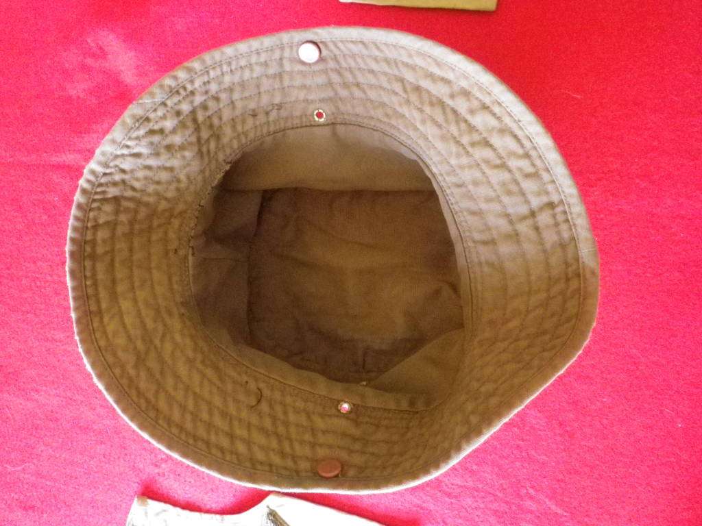 SADF - `BOSHOED` + CORPORALS BRASSARDS - MINOR HOLES ON HAT - SIZE 59cm/23`   (2931)