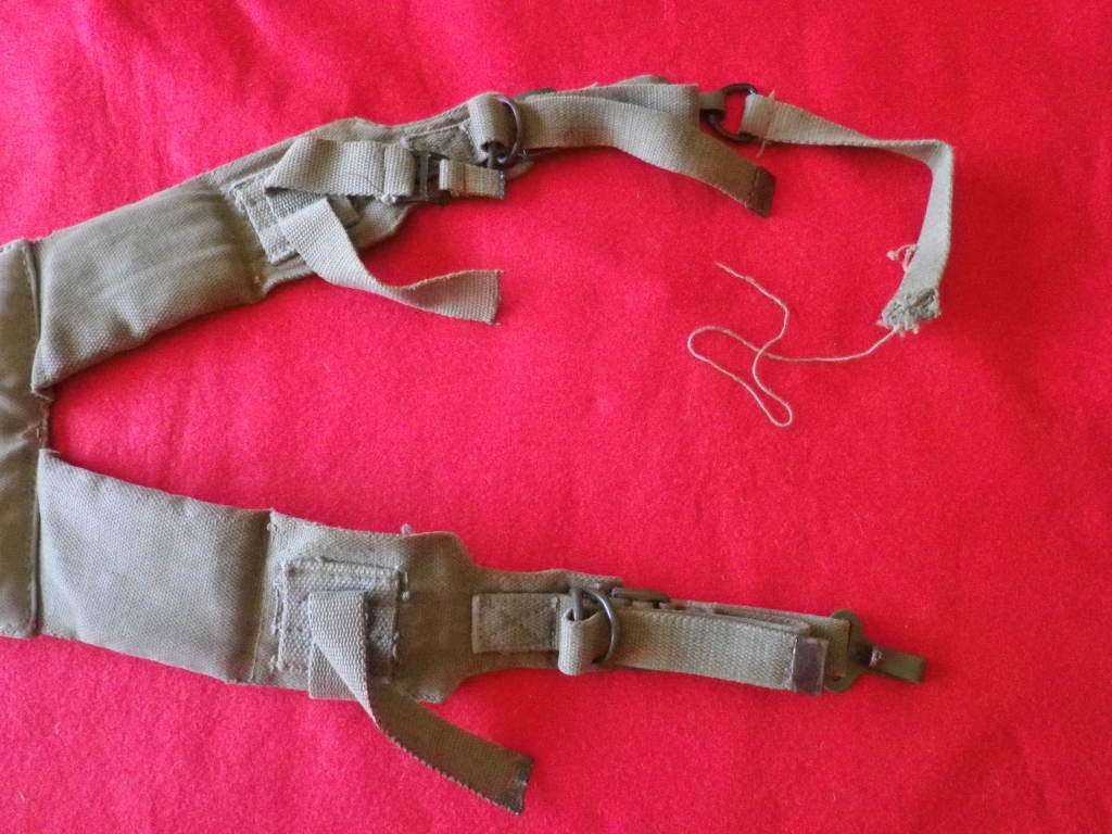 RHODESIAN ARMY - P69 YOKE FOR WEBBING   - INSCRIBED             (8328)