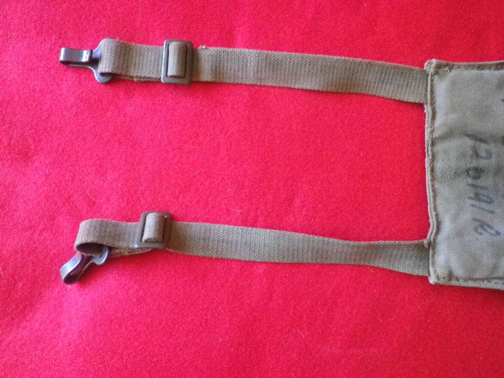 RHODESIAN ARMY - P69 YOKE FOR WEBBING   - INSCRIBED             (8328)