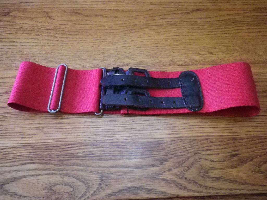 RHODESIAN CORPS OF MILITARY POLICE -STABLE BELT - SIZE S - MAX LENGTH 77cm/30.5`     SCARCE (8389)