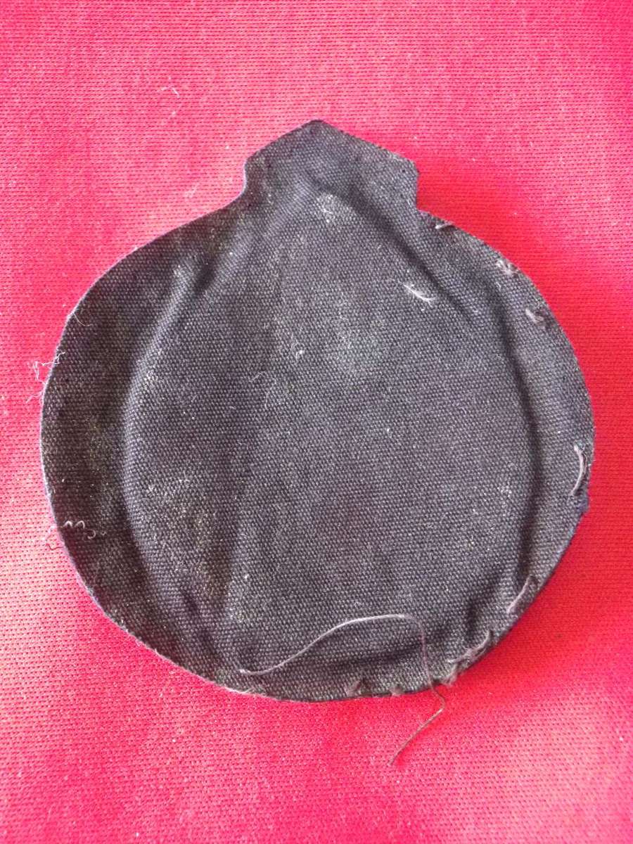 RHODESIA BSAP - OFFICERS PADDED BULLION CAP BADGE           (8396)