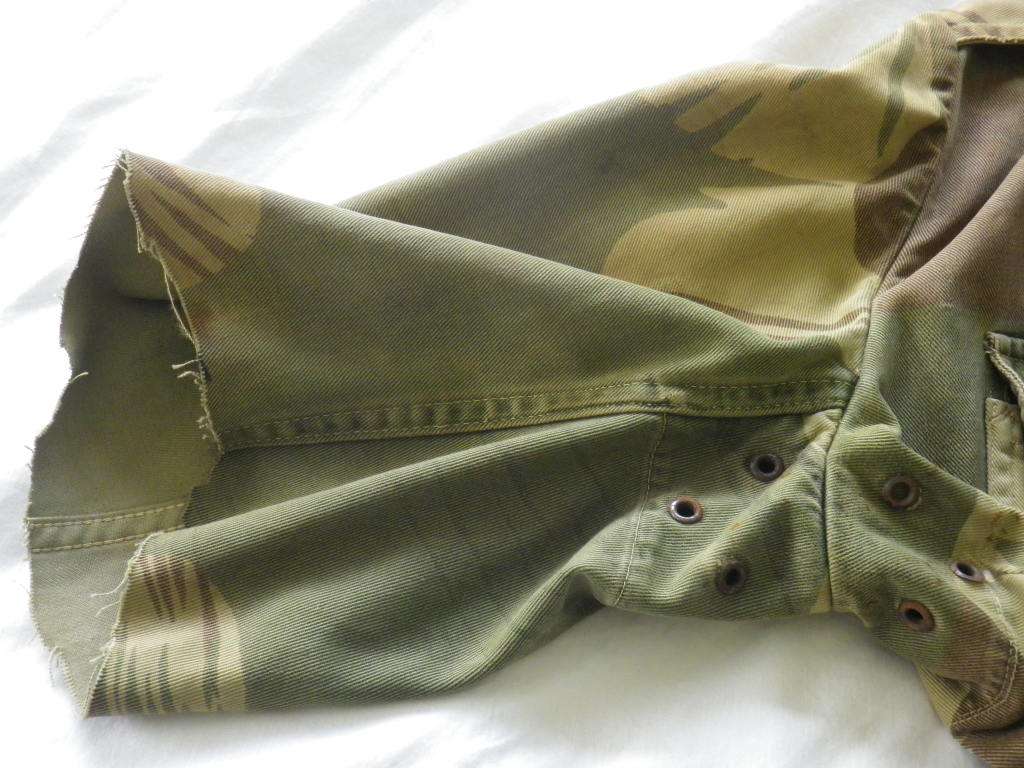 RHODESIAN ARMY JACKET MODIFIED TO BUNNY - SLEEVES CUT OFF, AS USED - SOME FREYING/MINOR HOLE (8437)