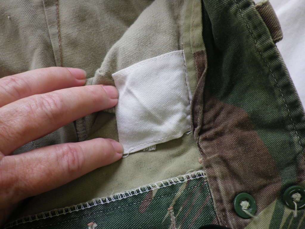 RHODESIAN ARMY CAMMO TROUSERS - APPROX MEDIUM - METAL WAIST CLIPS - ANKLE TIES MISSING  (8436)