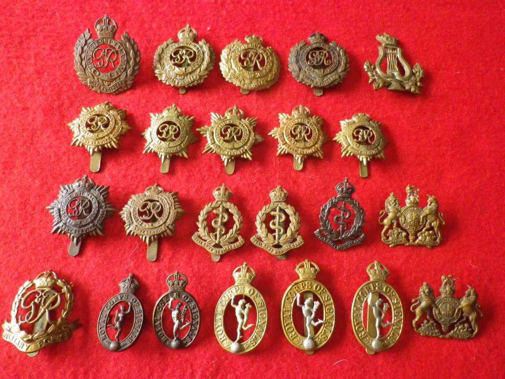 BRITISH ARMY - LOT OF CORPS  BADGES- SEE PICS FOR QUANTITY AND QUALITY (8499)