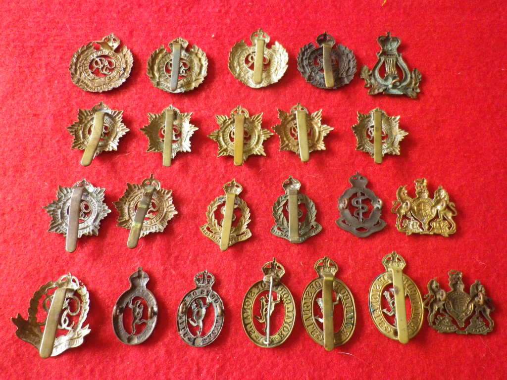 BRITISH ARMY - LOT OF CORPS  BADGES- SEE PICS FOR QUANTITY AND QUALITY (8499)