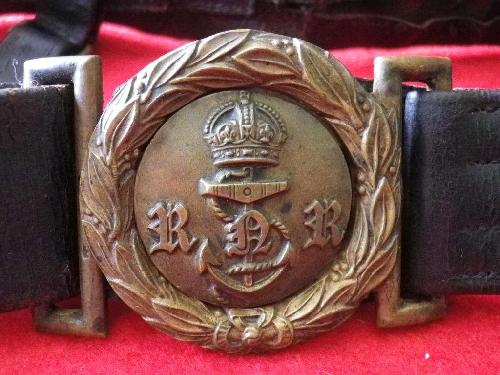 ROYAL NAVY - ROYAL NAVAL RESERVE WW1 OFFICERS SWORD BELT + CLASP - MAX LENGTH 87cm/34`  (4216)