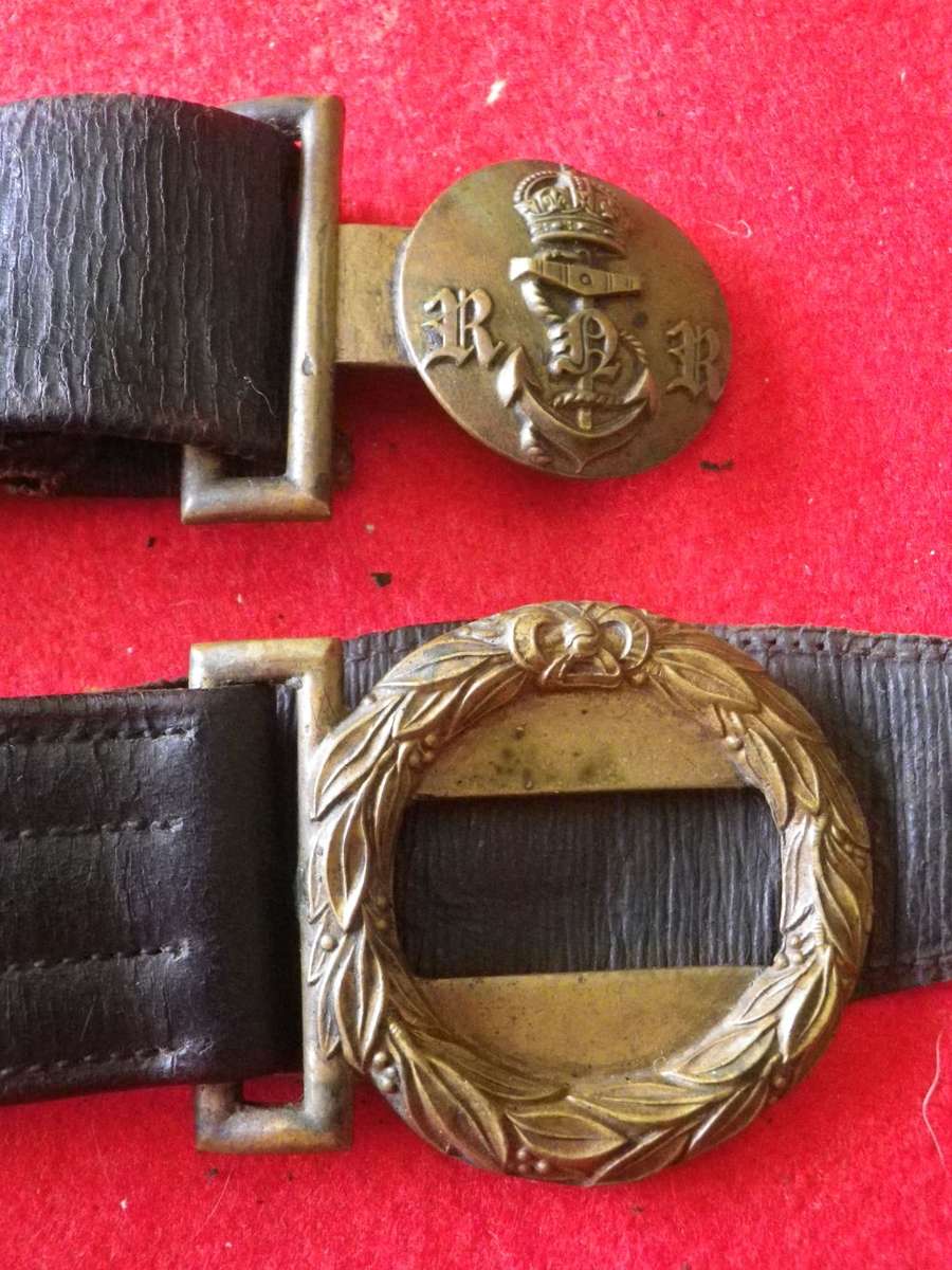 ROYAL NAVY - ROYAL NAVAL RESERVE WW1 OFFICERS SWORD BELT + CLASP - MAX LENGTH 87cm/34`  (4216)