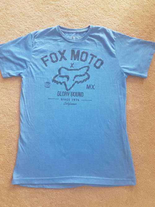 Men's "Fox" Blue Tshirt / Size: Medium / In Excellent Condition