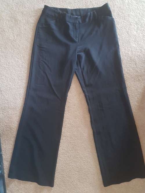 Black Pants by Edgars Kelso Petite / Size: 12
