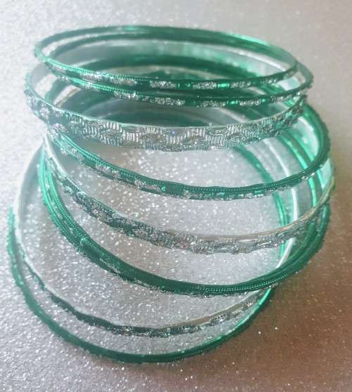 Bulk Lot of 10 x Bangles / Colour: Green & Silver Glitter (3 Sets Available to Bid on)