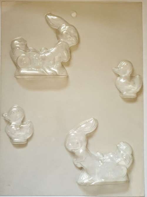 Bulk Lot of 7 x Plastic Chocolate Moulds (Easter Theme) @ R1 per Mould