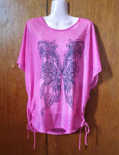 Stunning Cerise Pink Top with Butterfly Design by Meiling Fashion No Size in Excellent Condition