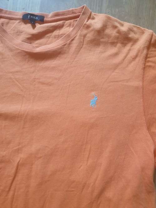 Branded "Polo" Orange T-Shirt Size: Small in Very Good Condition / Bargain R1 Starting Bid!