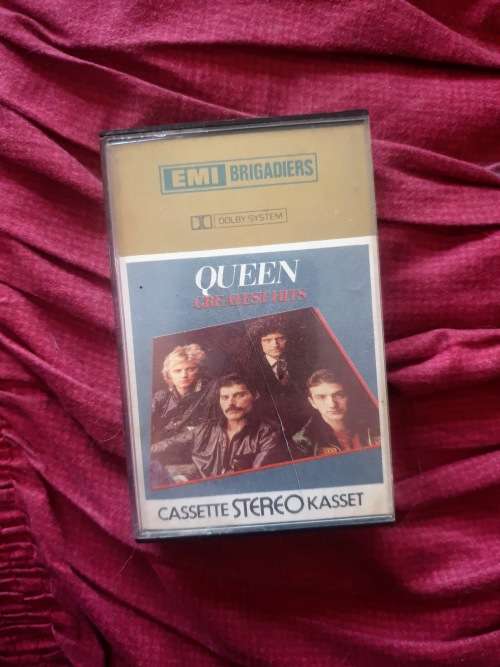Queen - Greatest hits casette tape
