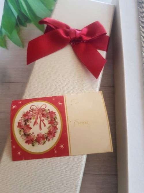 Guy`s stainless steel chain necklace * Bargain R1 bid* comes in box with optional Christmas sticker