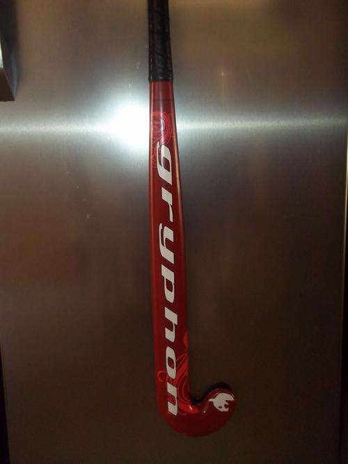 Gryphon hockey stick - in excellent condition!!!