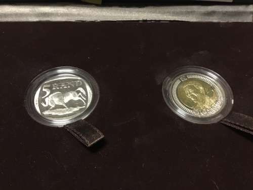 Commemorative R5 coin set (2000 & 2008)