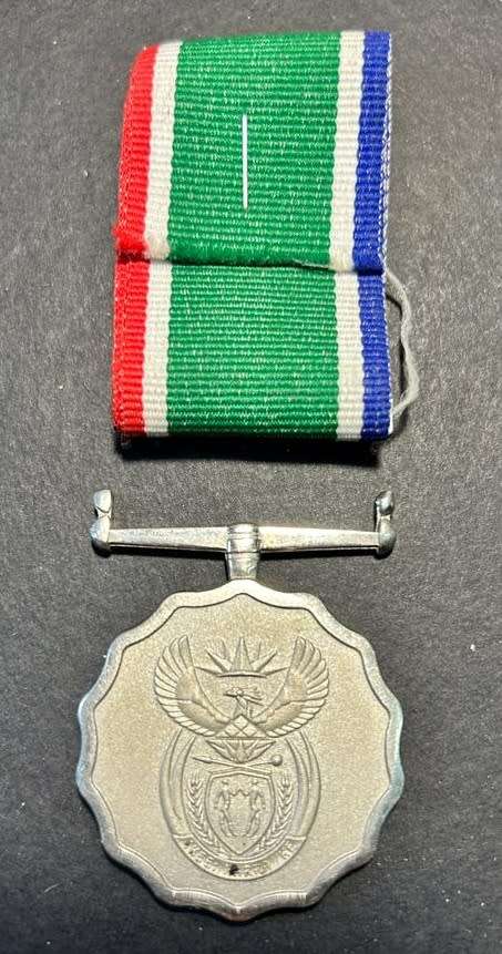 SANDF - 20 Year Faitful Service Medal ( Damaged )