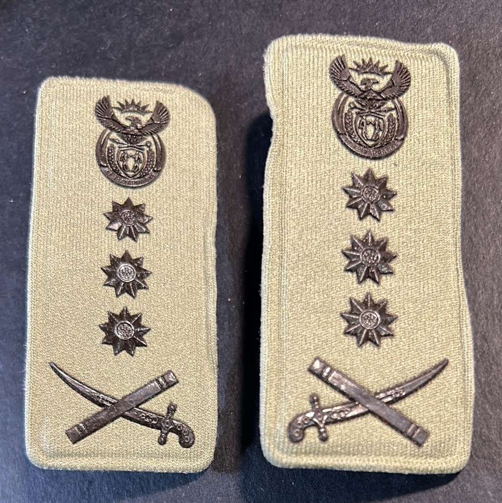 SA Army Llieutentant General Rank Pair