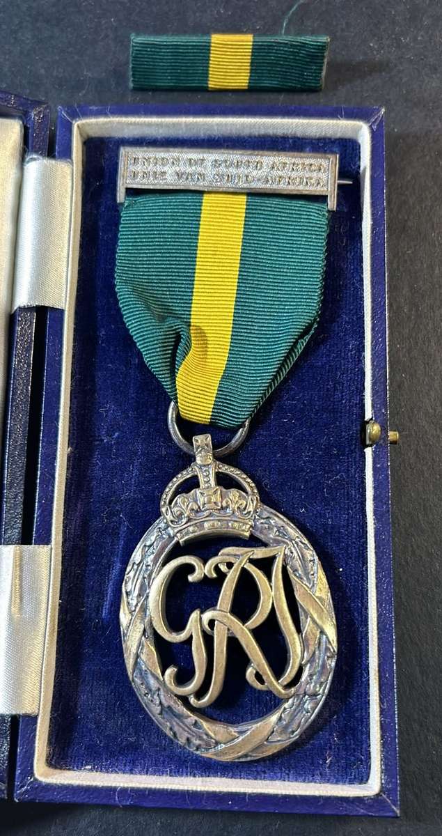 Union of South Africa Full Size Efficiency Decoration to: LT SM Tomlinson Gen List ACF