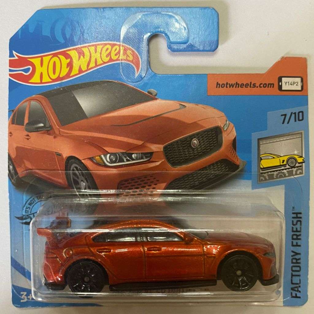 Hotwheels Diecast on Card:2019 Factory Fresh