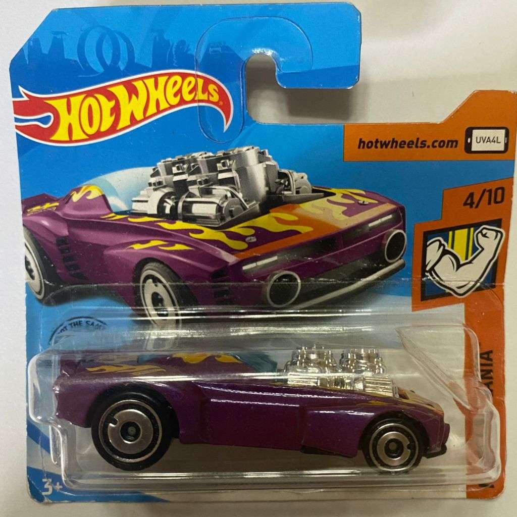 Hotwheels Diecast on Card:2019 Muscle Mania
