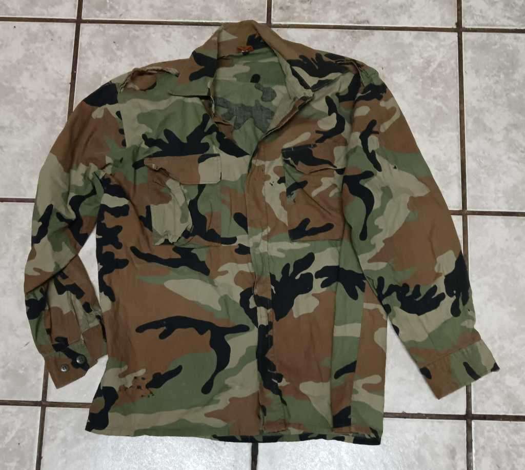 Lonsgleeve Camo Shirt - Large and Good Condition