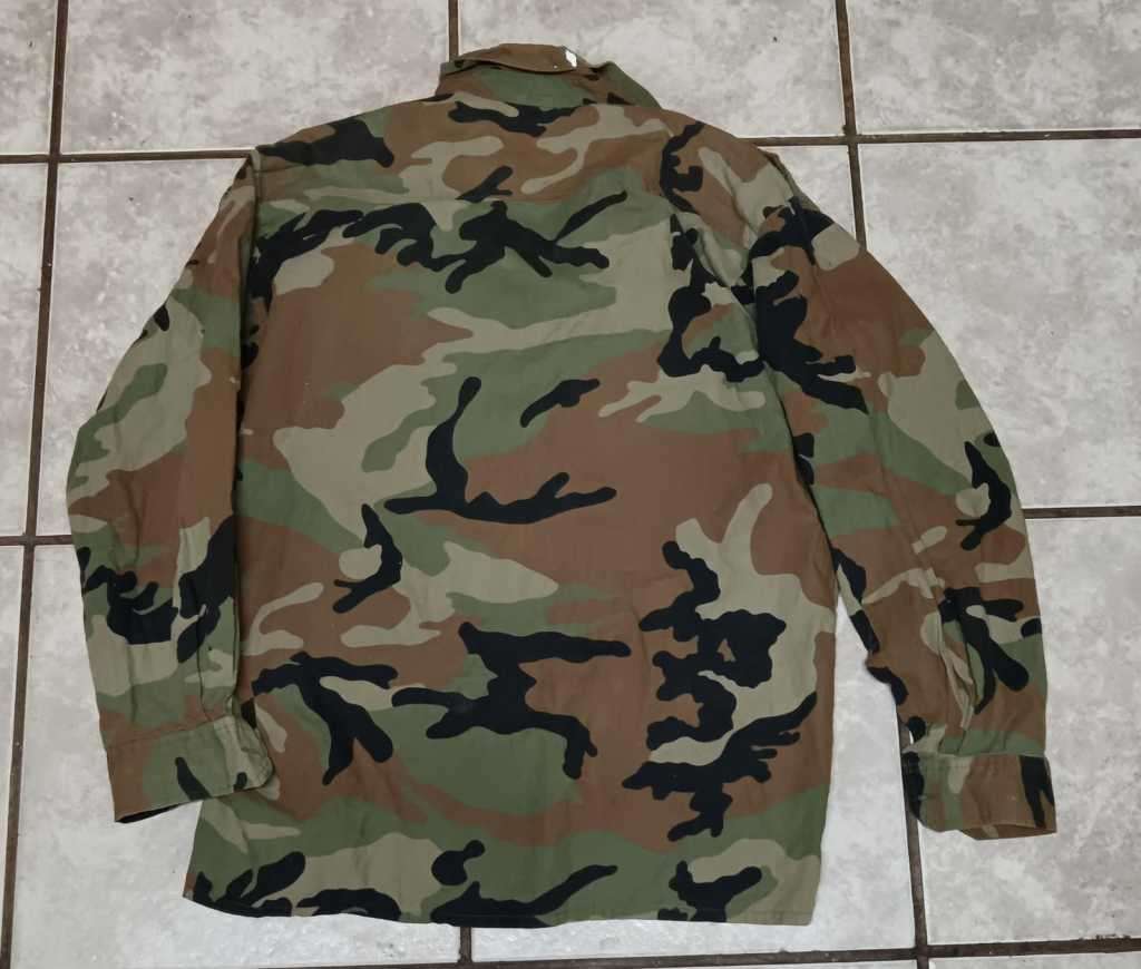 Lonsgleeve Camo Shirt - Large and Good Condition