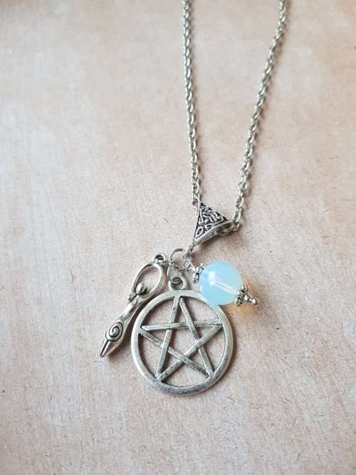 Pagan Necklace | Fertility Goddess Necklace | Pentagram Pentacle Necklace | Esoteric Necklace