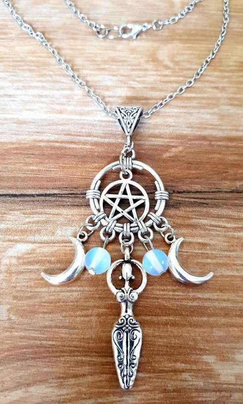 Fertility Goddess Necklace, Triple Goddess Necklace, Pentagram Necklace, Pagan Jewellery