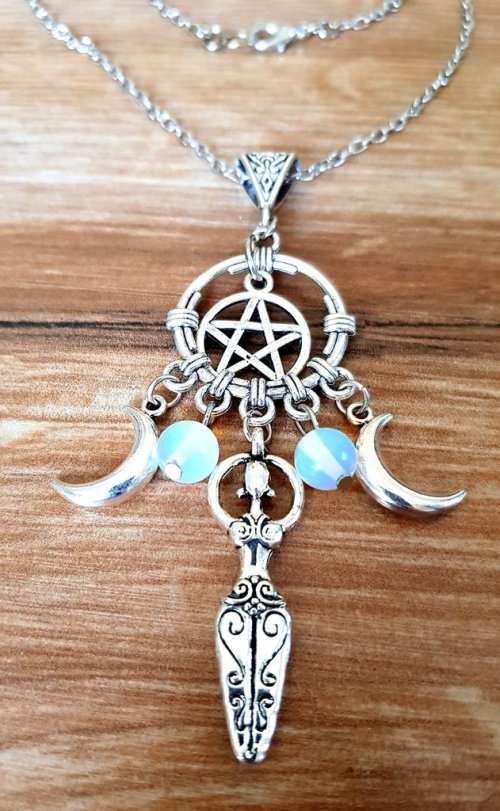 Fertility Goddess Necklace, Triple Goddess Necklace, Pentagram Necklace, Pagan Jewellery