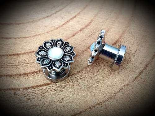 6mm Opalite Flower Floral Screw Fit Plugs, Stretched Lobes Ears, Stretchers, Plugs Tunnels