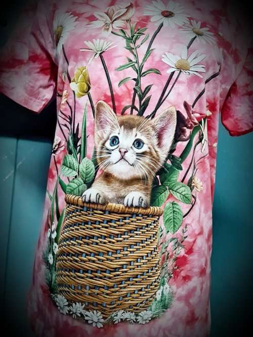 Kitty Cat In Basket Ladies Casual Tshirt, Tie Dye Clothing ~ Small
