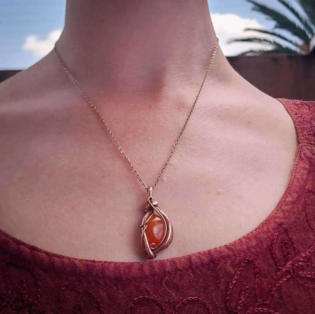 Tumbled Carnelian in Copper Pendant Necklace