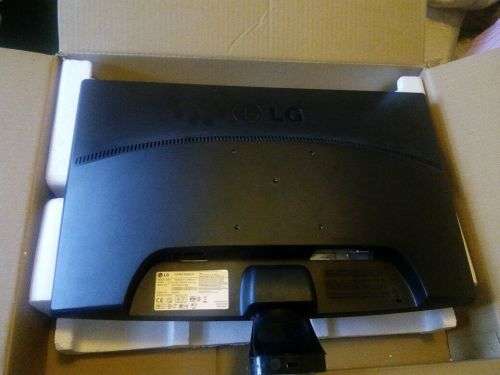 LG Flatron 55cm / 21.5 inch Screen