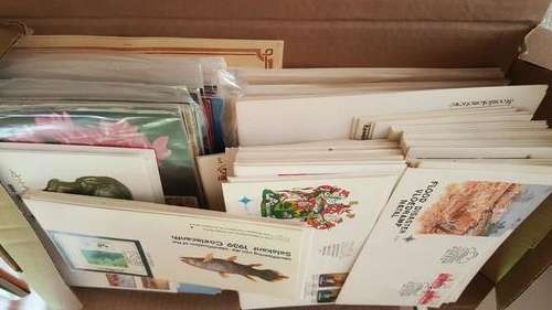 500 First day Covers and Maxi Cards from 1980 to 1989