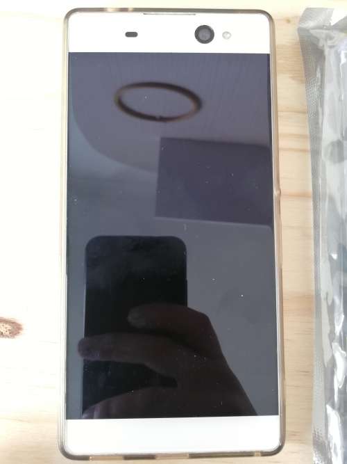 Sony Xperia XA Ultra + Touchscreen Replacement (Touchscreen Damaged)