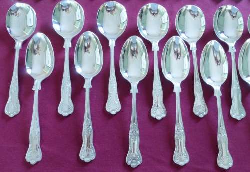Canteen of kings pattern cutlery - for 12