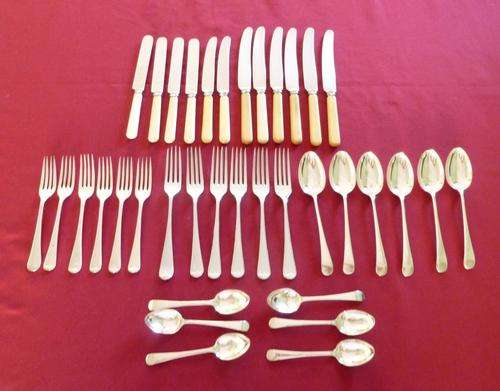 Canteen of silver plated cutlery - 36 pieces