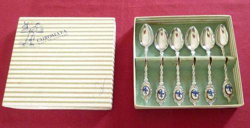 Boxed set of Dutch teaspoons